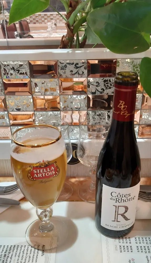 Bière Et Du Vin Rouge